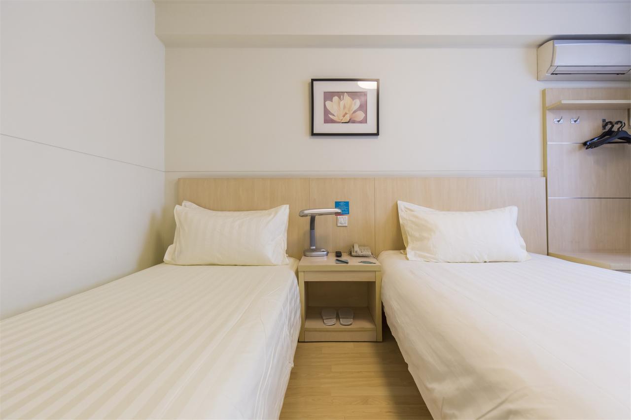 Hotel Metropolo, Zhenjiang, Railway Station Wanda Plaza Čen-ťiang Exteriér fotografie