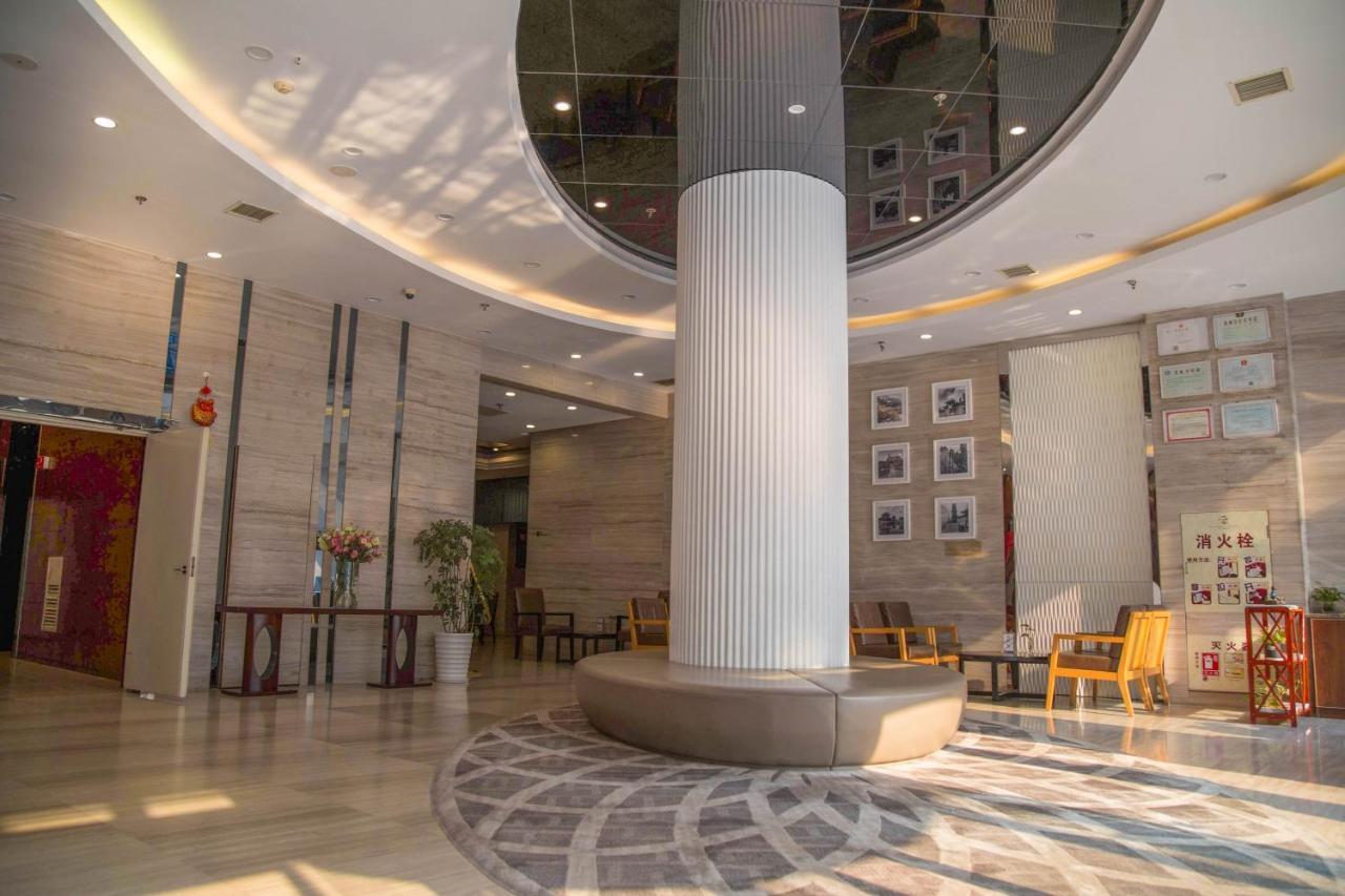 Hotel Metropolo, Zhenjiang, Railway Station Wanda Plaza Čen-ťiang Exteriér fotografie